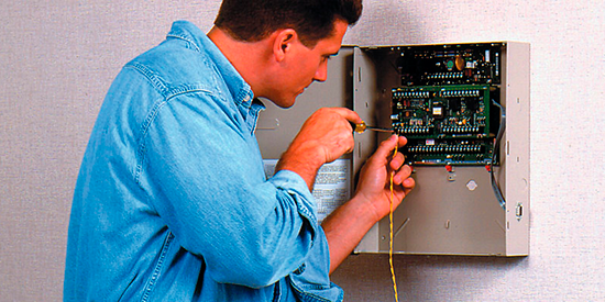 Монтаж та обслуговування охороних систем